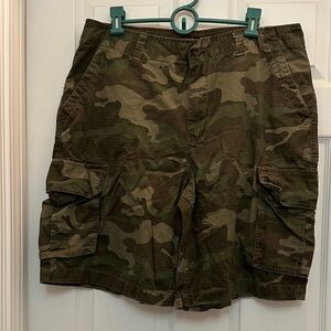 Faded Glory Men's Camo Cargo Shorts - Olive/Brown